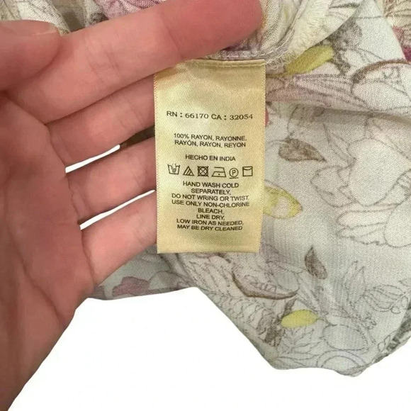 NWT ANTHROPOLOGIE Maeve Cream Floral Print Balloon Sleeve Tie Blouse. Size XS - Picture 10 of 14